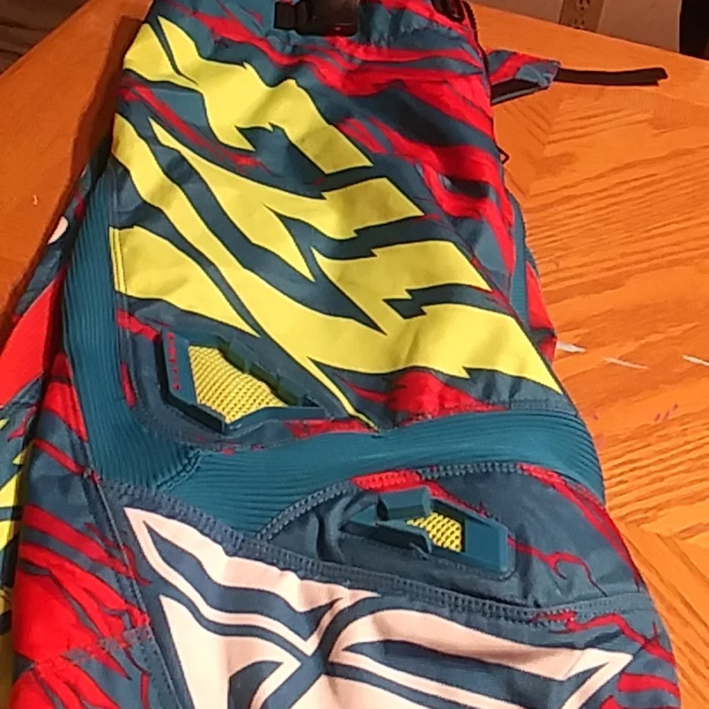 Fly Racing Kinetic Relapse Gear Set - Picture 7 of 11